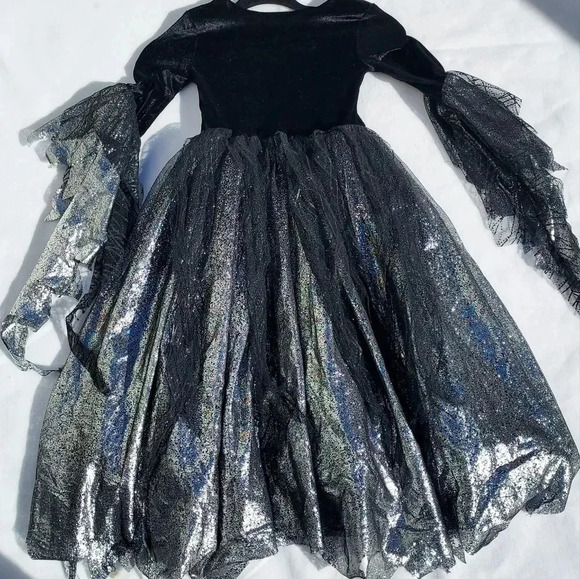 Spirit Costume Girls Dress Black and Silver Size Small - Picture 7 of 8